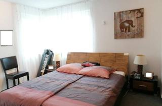 Wohnung kaufen in 70771 Leinfelden-Echterdingen, Leinfelden-Echterdingen - Schöne Gartenwhg. mit Terrasse und separater Souterrainwhg.