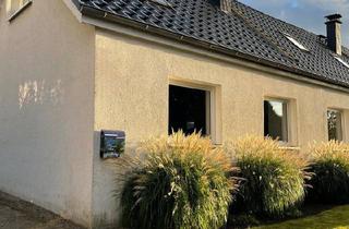Doppelhaushälfte kaufen in 22964 Steinburg, Steinburg - Modernisierte DHH am Feldrand, gr. Grundstück mit Bebauungsoption