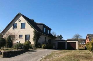 Einfamilienhaus kaufen in 29386 Hankensbüttel, Hankensbüttel - Geräumiges 1-2 Familienwohnhaus mit Vollkeller und Doppelgarage
