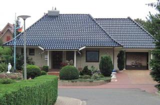 Einfamilienhaus kaufen in 25712 Burg (Dithmarschen), Burg (Dithmarschen) - Einfamilienhaus mit Einlieger-Ferienwohnung Garage u.Teilkeller