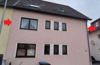 Wohnung kaufen in 56626 Andernach, Bezugsfreie 2 1/2 Zimmer-Eigentumswohnung im Dreifamilienhaus