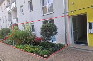 Wohnung kaufen in New York Ring, 71686 Remseck, 5 Zimmer EG Wohnung mit Terrasse,Garten und TG.