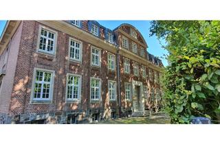 Wohnung kaufen in 48153 Münster, Traumwohnung in einer denkmalgeschützten Villa, Münster-Südviertel