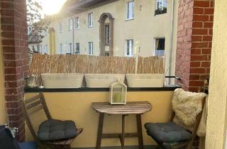Wohnung kaufen in 12105 Mariendorf, Sanierter Altbau! 2,5 Zimmer im 2. OG – provisionsfrei in Mariendorf