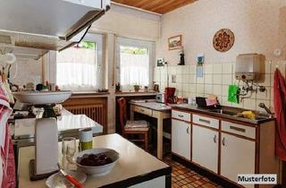Wohnung kaufen in Scheffelstraße XX, 98693 Ilmenau, + Kleine Wohnung mit Kellerraum +