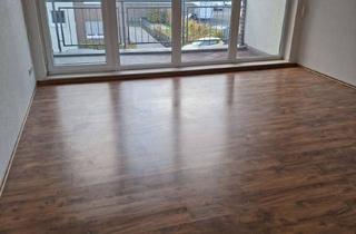 Wohnung mieten in Hangkamer Str. 13, 47475 Kamp-Lintfort, IMMOKONZEPT-NIEDERRHEIN: Seniorengerecht, Aufzug, Balkon, Gäste WC, zentrumsnah, hell u. modern.....