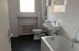 Wohnung mieten in Bahnhofstraße 81B, 44575 Castrop-Rauxel, Neues Bad gefällig? 2 Zimmerwohnung mit Balkon in Castrop