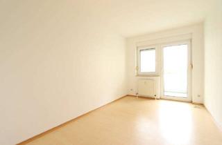 Wohnung mieten in 95448 Bayreuth, Gelegenheit: Großzügige und gepflegte 3-Zimmer-EG-Whg mit Terrasse