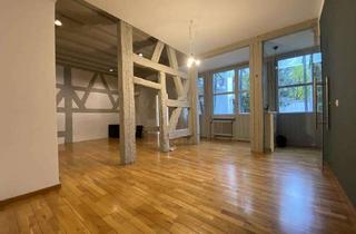 Wohnung mieten in 91054 Zentrum, Charmante 3-Zimmer-Wohnung in historischem Haus Nähe Theaterplatz