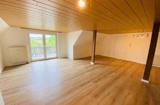 Wohnung mieten in Frankenheimerstraße 33, 91583 Schillingsfürst, Renovierte Dachgeschoßwohnung mit 3 Schlafzimmern u. neuem Bad