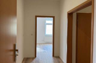 Wohnung mieten in 04249 Knauthain-Knautkleeberg, Modernisierte und sanierte helle 4-Zimmer Wohnung mit Balkon in Leipzig-Knauthain