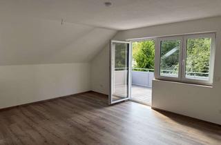 Wohnung mieten in Adolf-Aich-Straße 38, 88074 Meckenbeuren, Moderne 80 m² Dachgeschosswohnung 3,5 Zimmer mit Einbauküche und großem Balkon