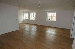 Wohnung mieten in 91550 Dinkelsbühl, **Gemütliche 2,5-Zimmer-Wohnung mit EBK in kernsaniertem Altbau Whg12 - ab sofort**
