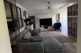 Wohnung mieten in Saalburgstraße 57, 61350 Bad Homburg, Gepflegte Wohnung mit Wohlfühlcharakter – Balkon, Garage & EBK inklusive – perfekt für Paare oder Si