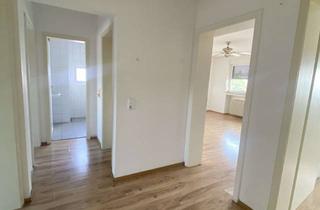Wohnung mieten in Kölner Landstraße 304, 52351 Düren, Helle 3-Zimmer-Wohnung mit Balkon im 2. OG in Düren