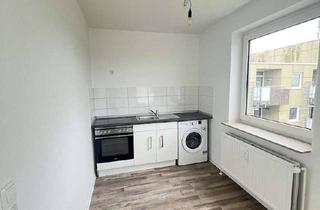 Wohnung mieten in Nikolaus-Matthiesen-Straße 16, 24941 Weiche, Single-Apartment mit Balkon frei!
