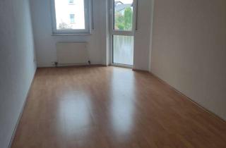 Wohnung mieten in Buchenweg, 35625 Hüttenberg, Helle 4-Zimmer Wohnung mit Balkon in Hüttenberg
