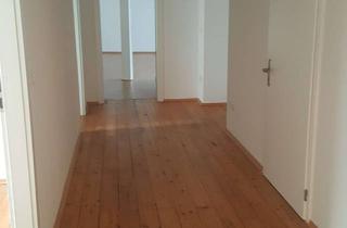 Wohnung mieten in 53881 Euskirchen, Helle 3-Zimmer Dachgeschosswohnung in Stotzheim
