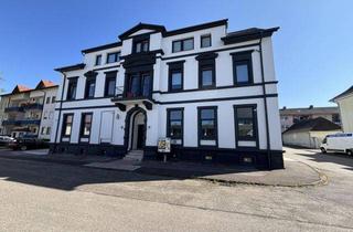 Mehrfamilienhaus kaufen in 77767 Appenweier, Attraktives Mehrfamilienhaus mit Gewerbeeinheit – kernsaniert!