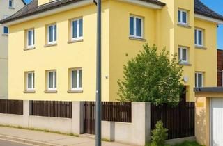 Mehrfamilienhaus kaufen in 92637 Stockerhut, Mehrfamilienhaus für 3 Familien in zentraler Lage mit super Anbindung und stadtnahem Komfort!
