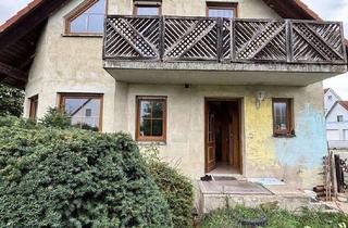 Einfamilienhaus kaufen in 96178 Pommersfelden, Einfamilienhaus mit Renovierungsbedarf in ruhiger Lage