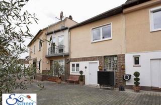 Einfamilienhaus kaufen in 64560 Riedstadt, Riedstadt-Erfelden: Modernisiertes Einfamilienhaus mit Scheune