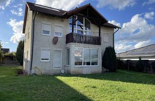 Haus kaufen in 92665 Altenstadt, Wohnhaus mit Einliegerwohnung, Garage und Carport in Altenstadt/WN zu verkaufen!