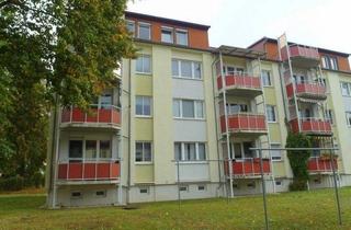 Anlageobjekt in Dr.-Behring-Weg, 07548 Gera, Kapitalanlage: Vermietete 2-Zimmer-Wohnung mit Balkon, Badewanne und Laminatboden im 1.OG