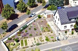 Doppelhaushälfte kaufen in 01445 Radebeul, Doppelhaushälfte in Radebeul mit großem Nebengelass und viel Potential