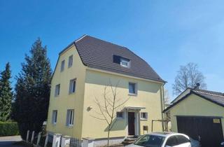 Haus kaufen in Josep-Beierle-Str., 58706 Menden (Sauerland), Kernsaniertes Freistehendes 3-Familien-Eckhaus mit Garage zu verkaufen