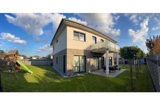 Haus kaufen in Radomer Straße 34 b, 39110 Stadtfeld West, Traumhaftes Haus in Stadtfeld West! Inkl. 6 Zimmer+2 Bäder+Terrasse+Balkon, Garten+2 Stellplätze