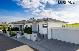 Haus kaufen in 53894 Mechernich, LUXHAUS-Bungalow mit Einliegerwohnung - modernes Design trifft komfortables Wohnen auf einer Ebene