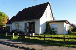 Einfamilienhaus kaufen in 21785 Neuhaus (Oste), Solides Einfamilienhaus auf großem Grundstück