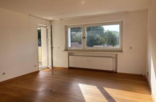Wohnung mieten in 32760 Detmold, Gepflegte 3-Zimmer-Wohnung mit tollem Balkon in Detmold-Heiligenkirchen