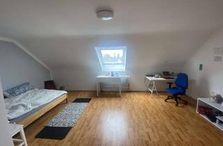 Wohnung mieten in 82166 Gräfelfing, Neuwertige Wohnung mit eineinhalb Zimmern sowie Balkon und Einbauküche in Gräfelfing