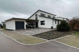 Haus mieten in 86753 Möttingen, Modernes Einfamilienhaus mit separater Einliegerwohnung in Möttingen
