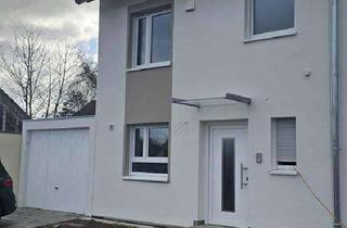 Haus mieten in Appelaustrasse 19, 78727 Oberndorf am Neckar, Modernes Reihenhaus mit Garage und Garten