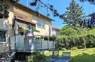 Anlageobjekt in 72555 Metzingen, Charmantes 2-Familienhaus mit zusätzlichem Wohnraum im Dachgeschoss mit Garage, Kamin & Gart