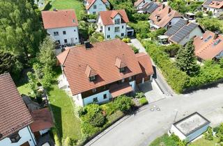 Einfamilienhaus kaufen in 84036 Landshut, AIGNER – Viel Raum für Familie, Arbeit und Ideen – vielseitiges Einfamilienhaus in ruhiger Hanglage
