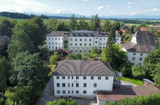Anlageobjekt in 83137 Schonstett, Bieterverfahren! Parkareal mit Schloss, Wohnheim, Kindergarten,... sowie weiteren Potentialen!