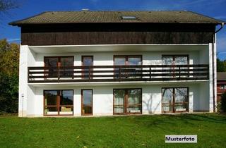 Haus kaufen in 04523 Pegau, 2-Familienhaus mit Nebengebäuden