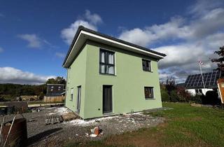 Villa kaufen in 34513 Waldeck, Neuwertige & energieeffiziente Stadtvilla (KfW 40EE) in ruhiger Wohnlage von Waldeck-Höringhausen