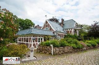 Einfamilienhaus kaufen in 24232 Schönkirchen, Einfamilienhaus Friesenhaus in Schönkirchen, ca. 200m² mit Wohnrecht