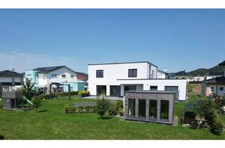 Haus kaufen in 34305 Niedenstein, Niedenstein - Lichtdurchflutetes Traumhaus mit großem Garten und zukunftssicherer Technik in Niedenstein!