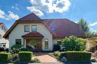 Haus kaufen in 32278 Kirchlengern, Kirchlengern - Schönes 2- bis 3-Familienhaus in Klosterbauerschaft *von Privat*