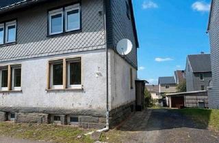 Haus kaufen in 98724 Neuhaus am Rennweg, Neuhaus am Rennweg - 2 Fam in Süd Thüringen zu verk.