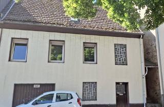 Einfamilienhaus kaufen in 66386 Sankt Ingbert, Sankt Ingbert - Geräumiges Einfamilienhaus in Oberwürzbach zu verkaufen