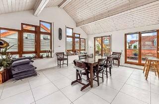 Wohnung kaufen in 71034 Böblingen, Helle 3-Zimmer-Dachgeschosswohnung mit großer Terrasse in Böblingen