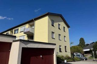Wohnung kaufen in 71229 Leonberg, Lichtdurchflutete 4-Zimmer-Dachgeschosswohnung mit Süd-Balkon, Garage in 71229 Leonberg