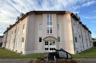 Wohnung kaufen in 79379 Müllheim, 4-Zimmer-ETW mit überdachtem Balkon, Kellerabteil, Gartenanteil und zwei Kfz-Außenabstellplätzen